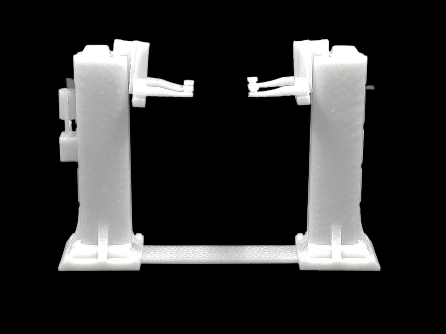 Adjustable 2 post hoist